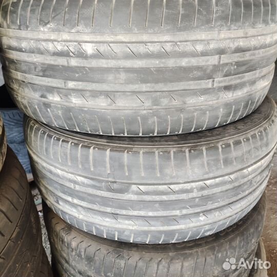 Kumho Ecsta PS71 235/50 R18