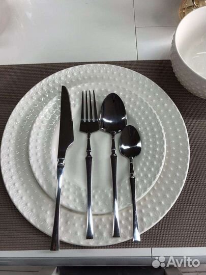 Набор столовых приборов