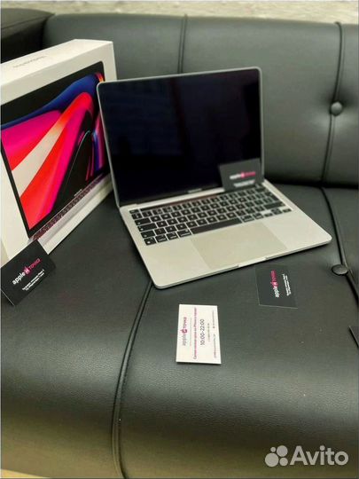 MacBook 13 Pro M2 Silver 2022/Магазин/гарантия