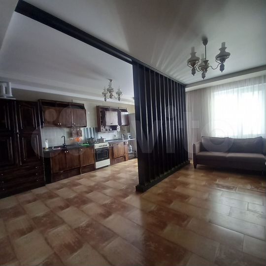 2-к. квартира, 69,8 м², 3/3 эт.