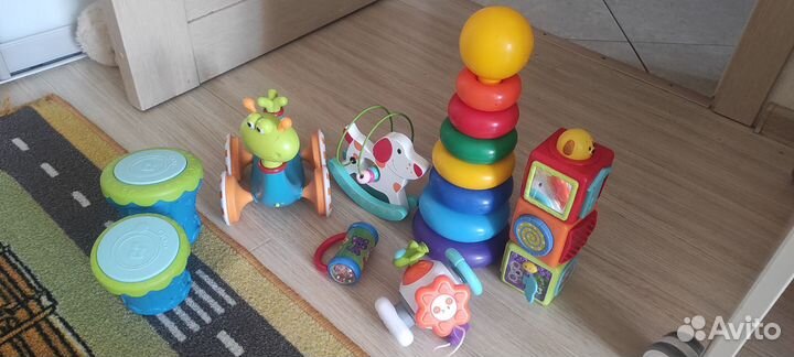 Развивающие игрушки пакетом+книжки