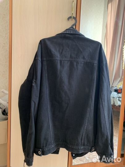 Джинсовая куртка