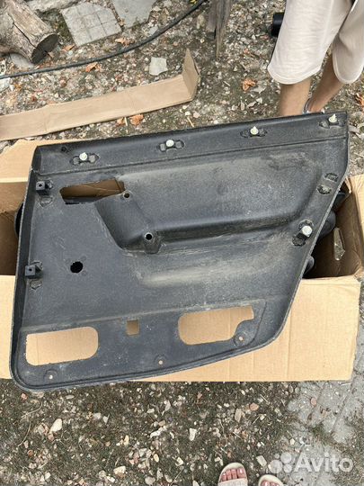 Дверные карты ваз 2110