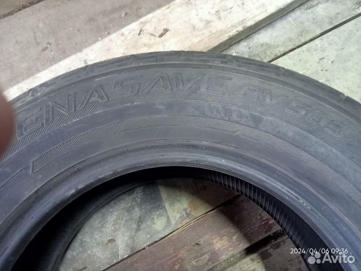 Dunlop Enasave RV505 205/70 R15 30H