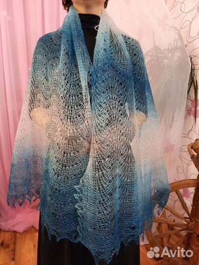 Палантин пуховый