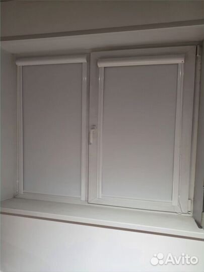 Рулонная штора на окно