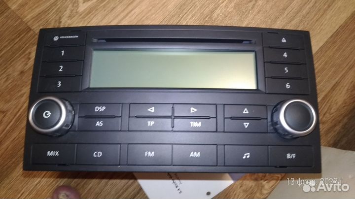 VW Delta 7L6 035 195 D авто магнитола cd