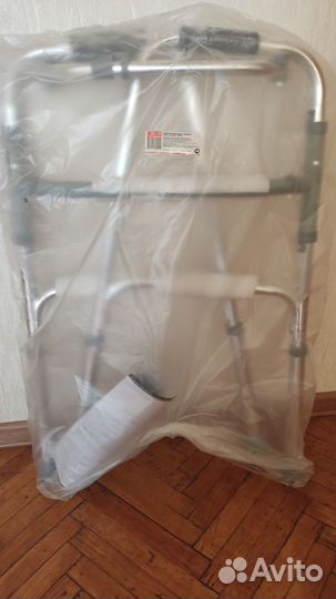 Ходунки для инвалидов