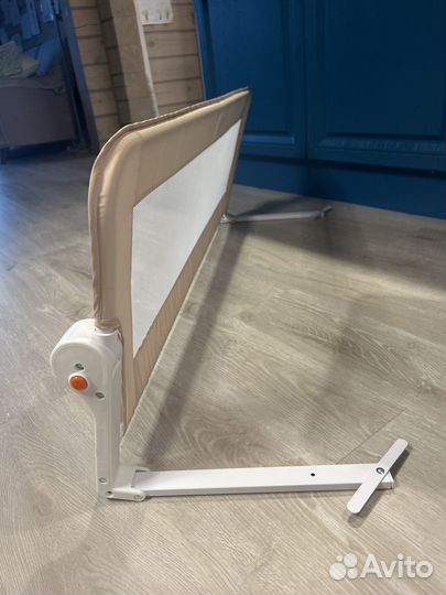 Барьер защитный на кровать, бортик от падения