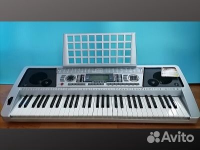 Синтезатор профессиональный Novis 61 клав 5 октав