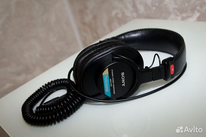 Наушники Sony MDR-7506