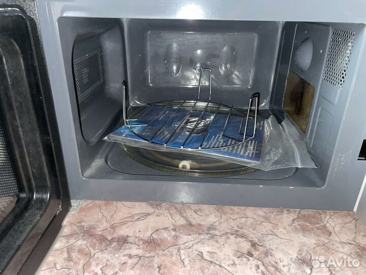 Микроволновая печь Midea