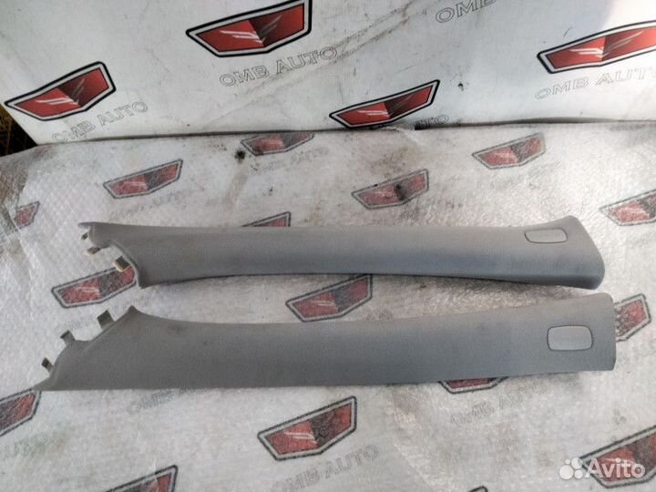 Обшивка передней стойки Мерседес W221