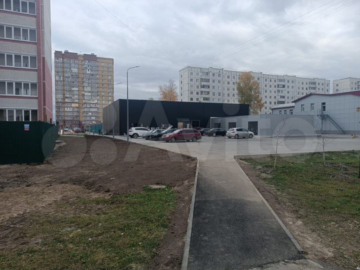 Торговая площадь, 67 м²