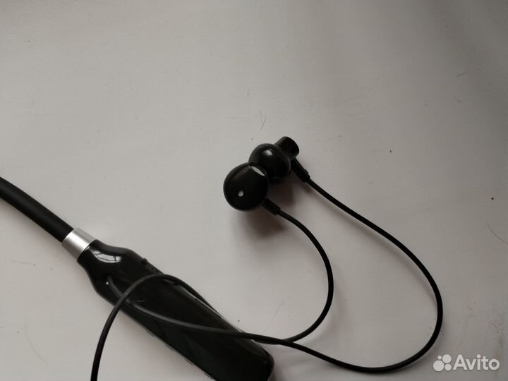 Беспроводные наушники бу