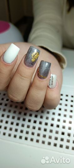 Маникюр, наращивание в салоне