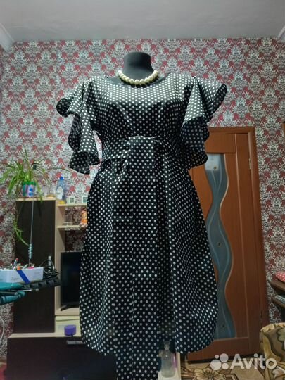 Платье в горошек