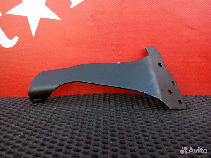 Кронштейн патрубка интеркулера Volvo FH