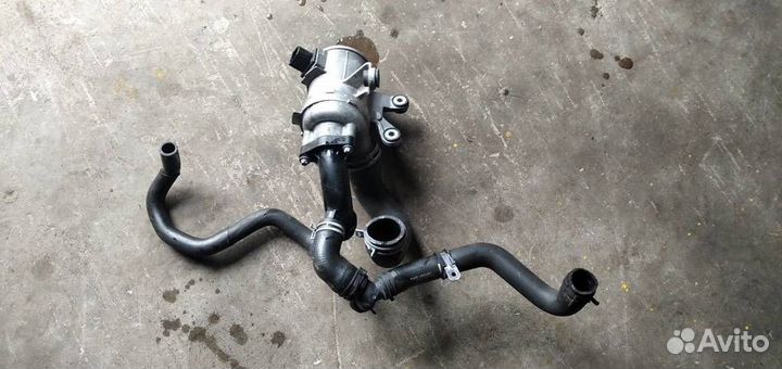 Фланец системы охлаждения Mercedes-Benz GLC-Класс