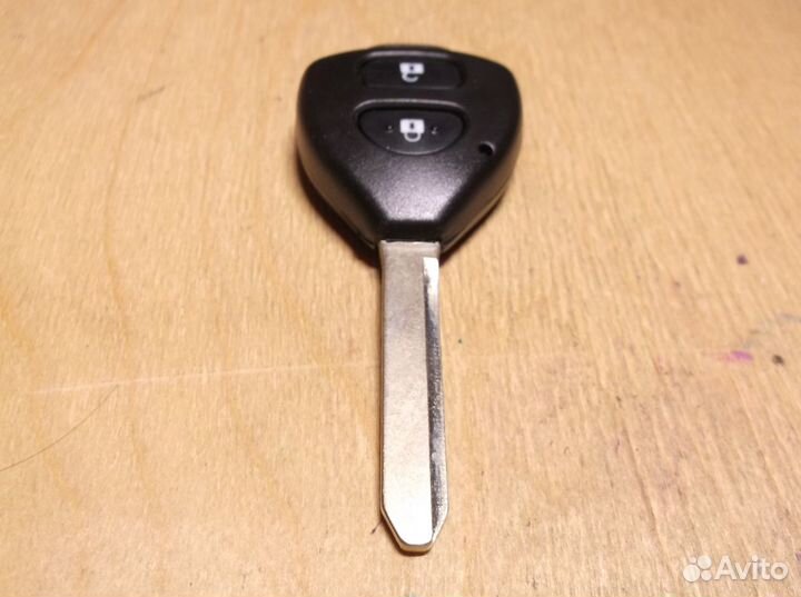 89071-0F060 Toyota remote key 2 buttons Valeo