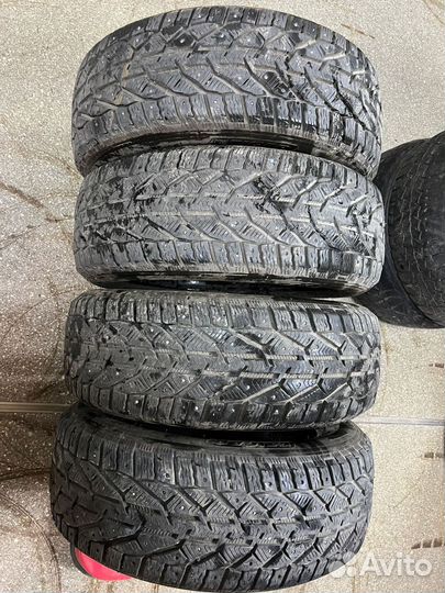 Tigar SUV Ice 215/60 R17