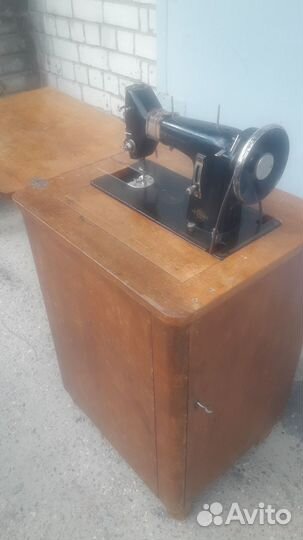 Швейная машина textima