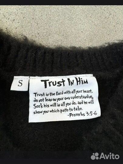 Свитер pretty girls love jesus y2k