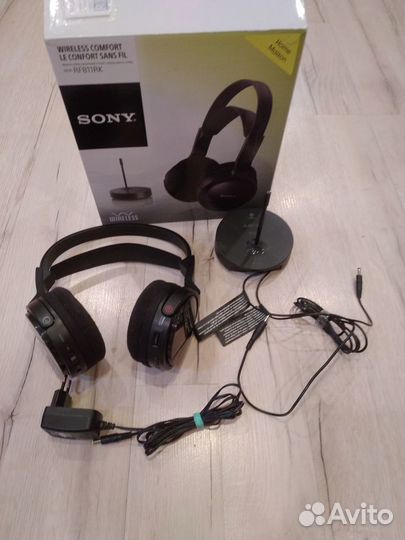 Беспроводные наушники sony