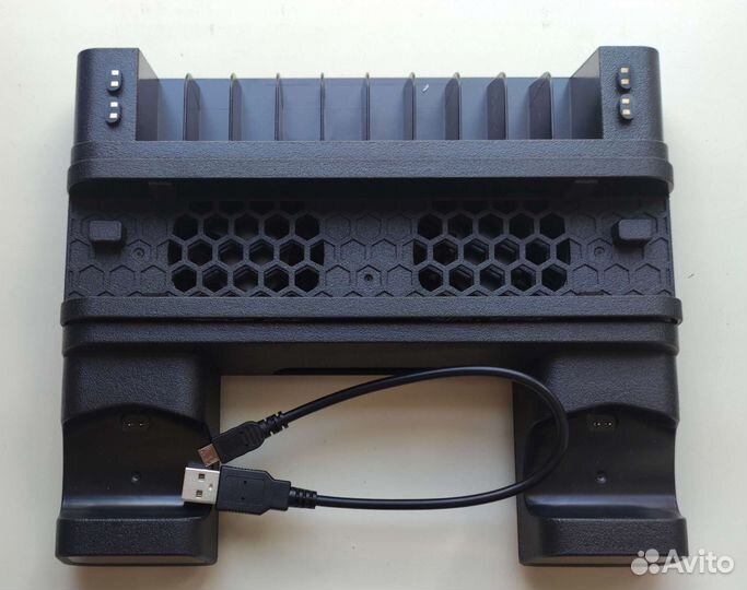 Мультифункциональная станция Dobe PS4