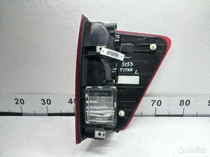 Фонарь задний левый для Nissan Titan