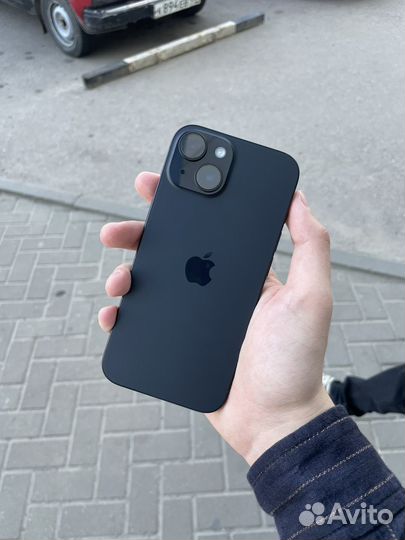 iPhone 15, 128 ГБ