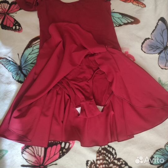 Красивый спортивный купальник р.42 на 146-152