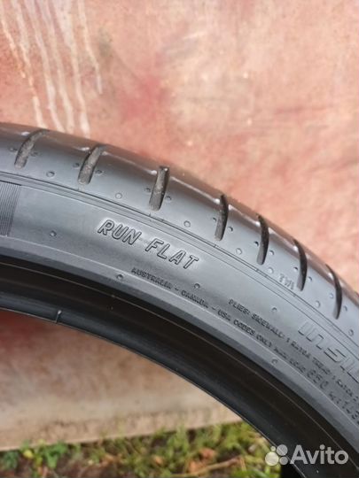 Pirelli P Zero PZ4 225/40 R19