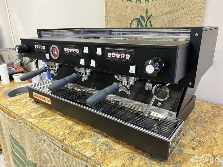 Кофемашина la marzocco linea