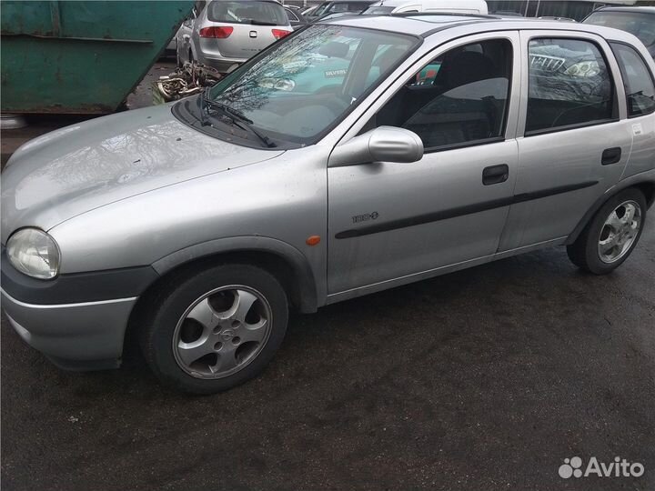 Разбор на запчасти Opel Corsa B 1993-2000