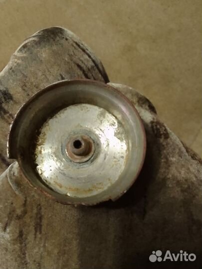 Крышка звонка от велосипеда