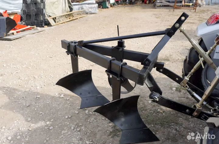 Плуг Русич 1L-220, 2023