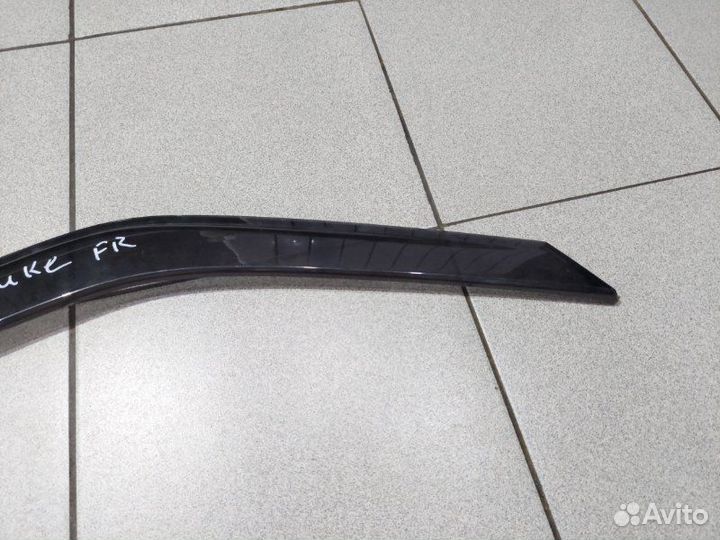 Ветровик передний правый Nissan Juke YF15