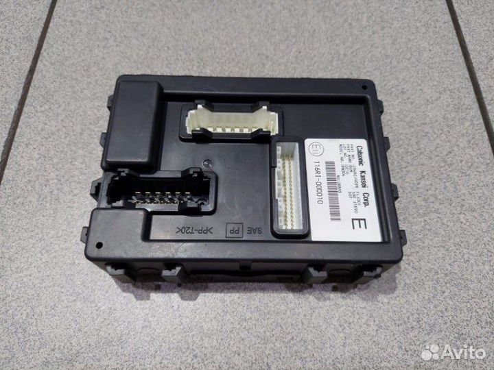 Блок комфорта Nissan X-Trail NT31-213206 MR20DE