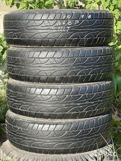 Dunlop Bb490 215/70 R16