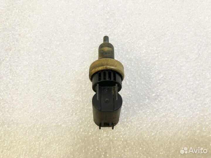 Датчик температуры Mercedes C-Class W204 M276 2013