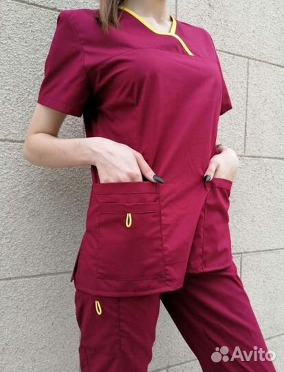 Новый Медицинский костюм