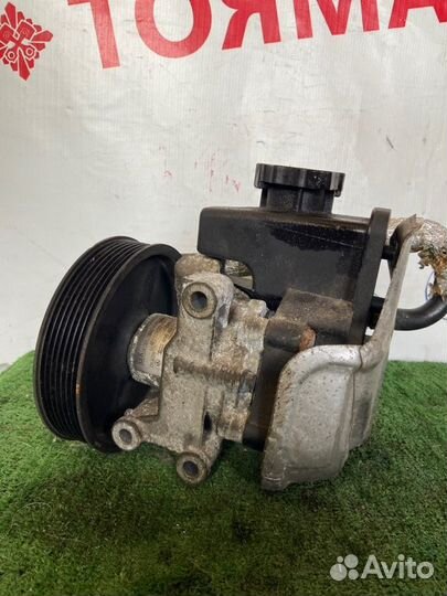 Насос гидроусилителя Mercedes C-Class S203