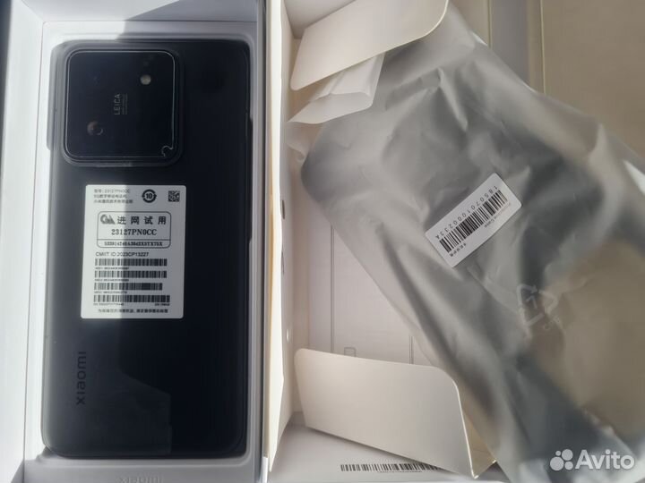 Xiaomi 14, 12/256 ГБ