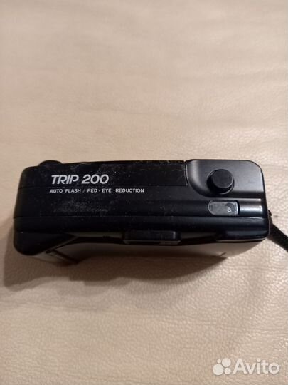 Плёночный фотоаппарат olympus trip 200