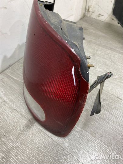Фонарь задний правый Hyundai Lantra