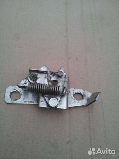 Замок капота ваз-2101