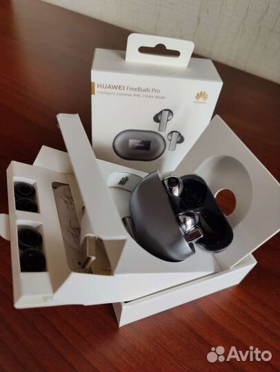 Беспроводные наушники Huawei