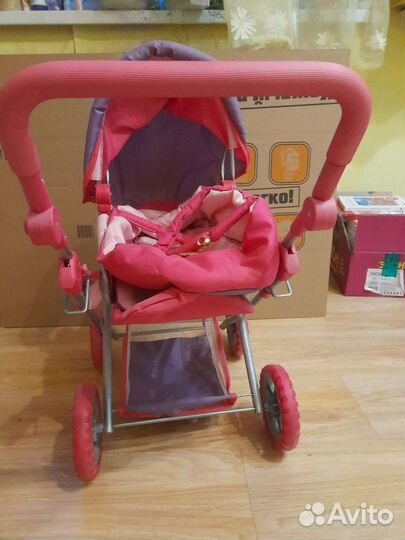 Коляска кукольная