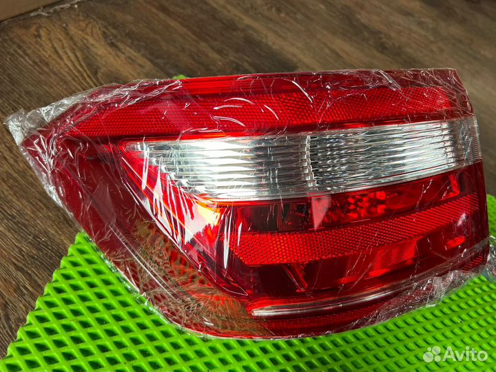 Задний фонарь vesta